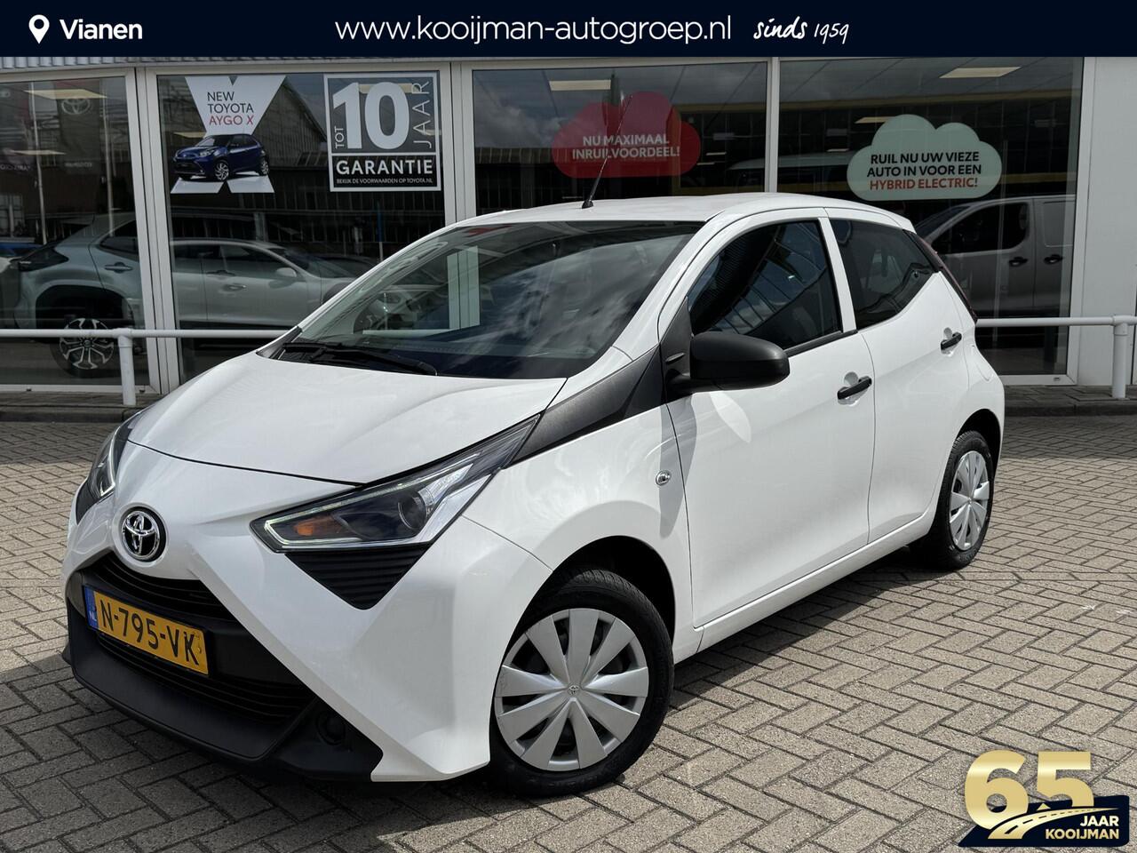 Toyota AYGO 1.0 VVT-i x-fun Airco, DAB, Bluetooth, start/stop systeem,