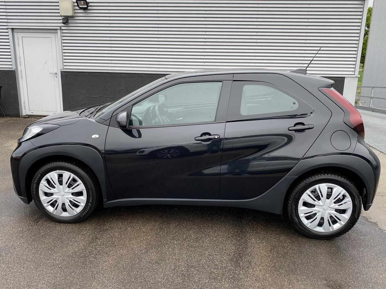 Toyota AYGO X 1.0 VVT-i MT Play NL-Auto, Achteruitrijcamera, Airco Apple Carplay/Android Auto | Start/Stop systeem |