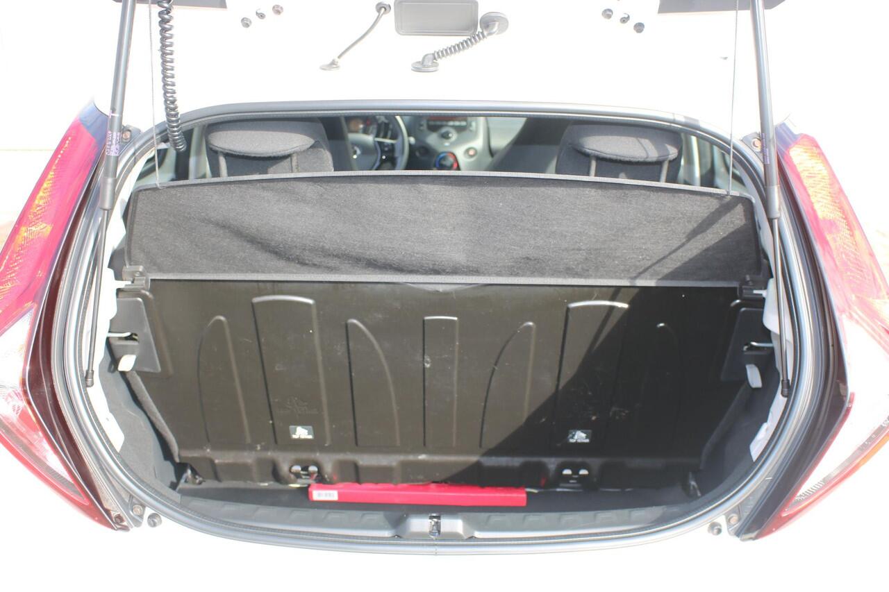 Toyota AYGO 1.0 VVT-i x-fun Airco, DAB, Bluetooth, start/stop systeem,