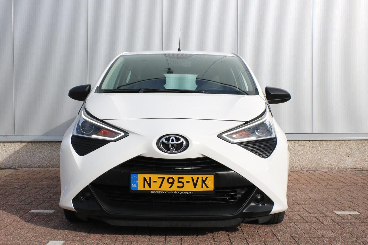 Toyota AYGO 1.0 VVT-i x-fun Airco, DAB, Bluetooth, start/stop systeem,