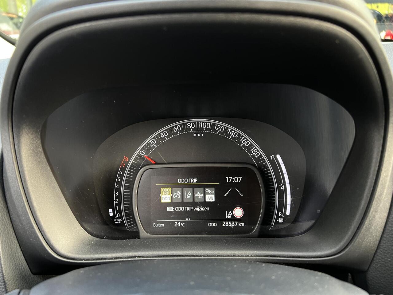 Toyota AYGO X 1.0 VVT-i MT Play | Carplay | Adaptieve Cruise Control | Achteruitrijcamera