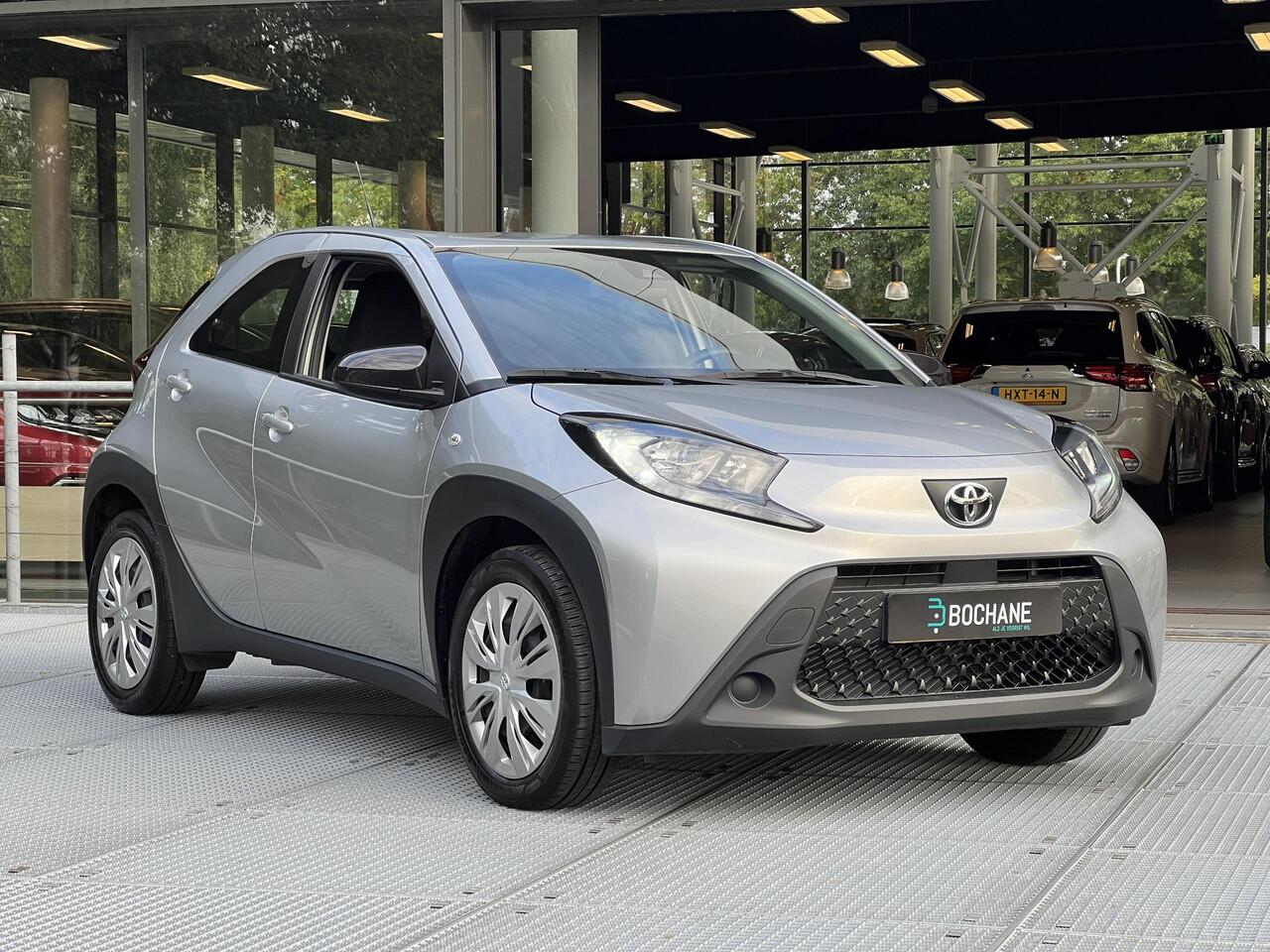 Toyota AYGO X 1.0 VVT-i MT Play | Carplay | Adaptieve Cruise Control | Achteruitrijcamera