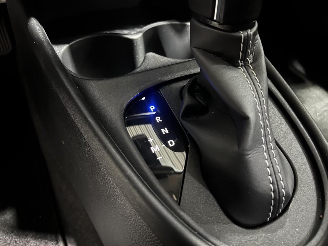 Toyota AYGO X 1.0 VVT-i S-CVT Play | Automaat | Dealer onderhouden |