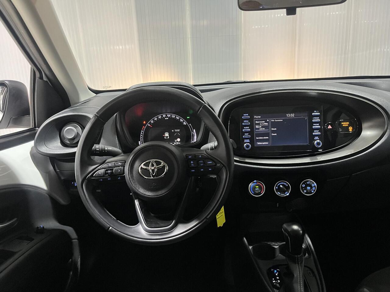 Toyota AYGO X 1.0 VVT-i S-CVT Play | Automaat | Dealer onderhouden |