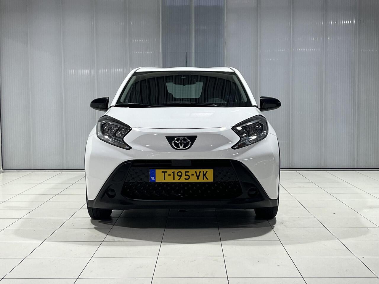 Toyota AYGO X 1.0 VVT-i S-CVT Play | Automaat | Dealer onderhouden |