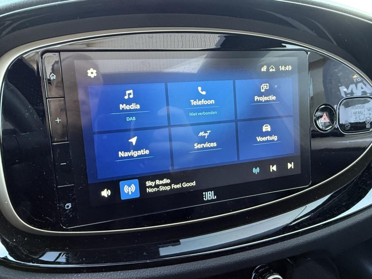 Toyota AYGO 1.0 Envy | automaat | soft top | camera | bi-tone | climatronic