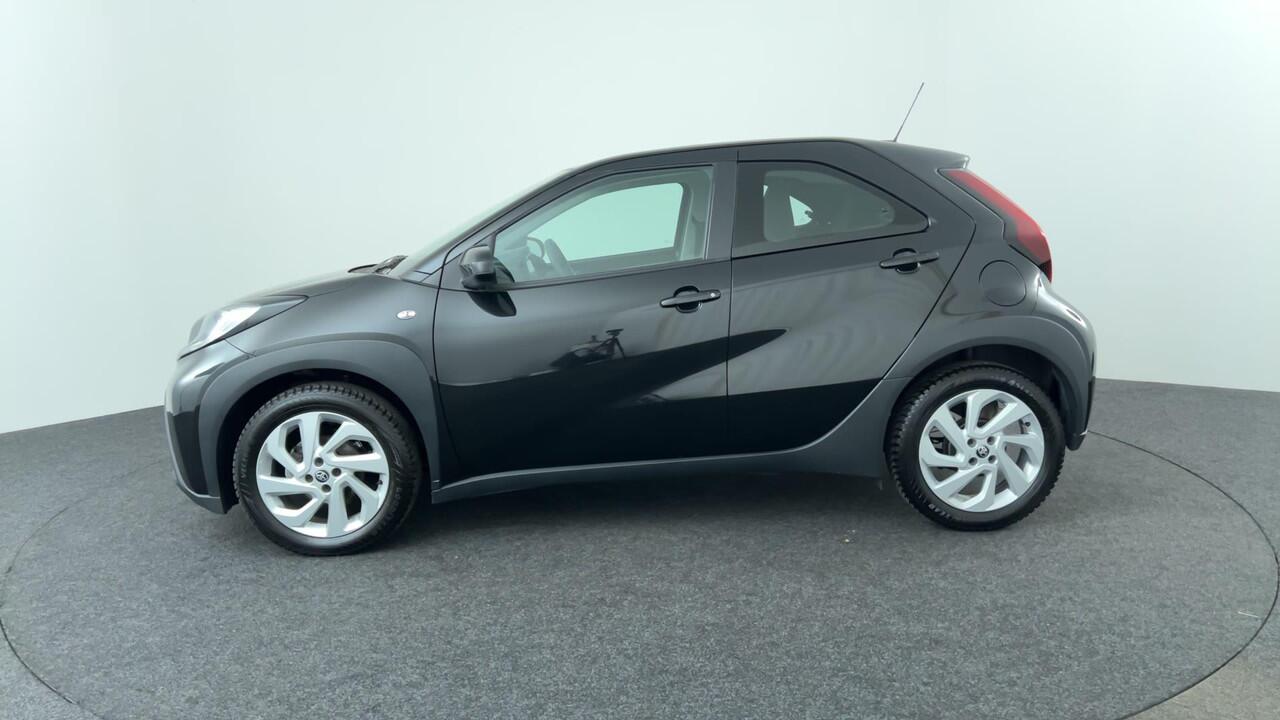 Toyota AYGO X 1.0 VVT-i MT Play