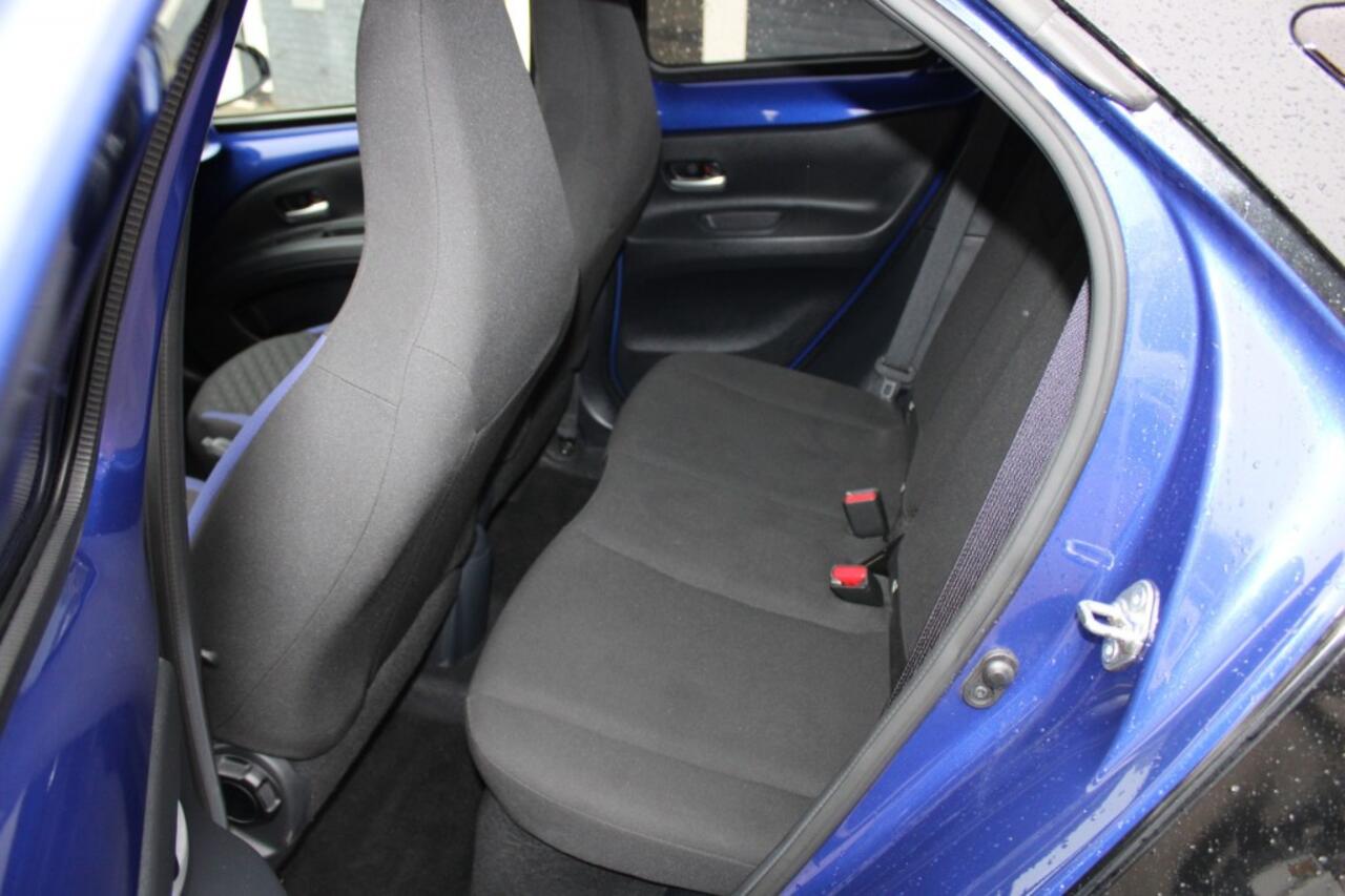 Toyota AYGO 1.0 VVT-I MT PULSE Camera Apple Car Play Climateen ADCR 17LM