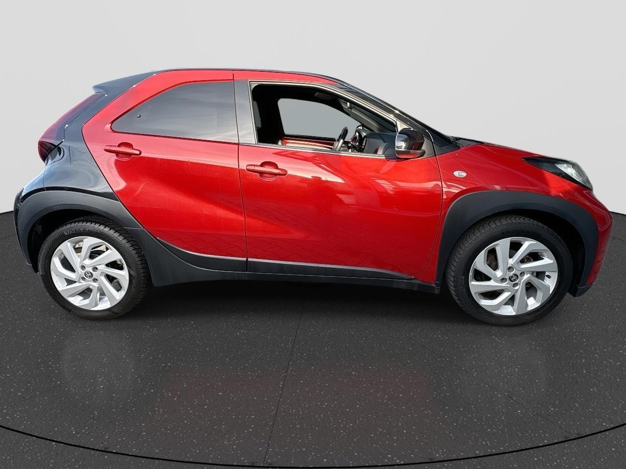 Toyota AYGO X 1.0 VVT-i MT Pulse | Rijklaar