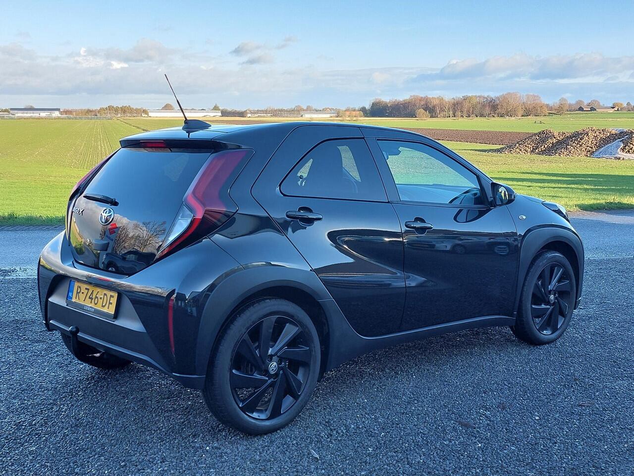 Toyota AYGO X 1.0 VVT-i S-CVT first AUTOMAAT | TREKHAAK | rijklaarprijs!!