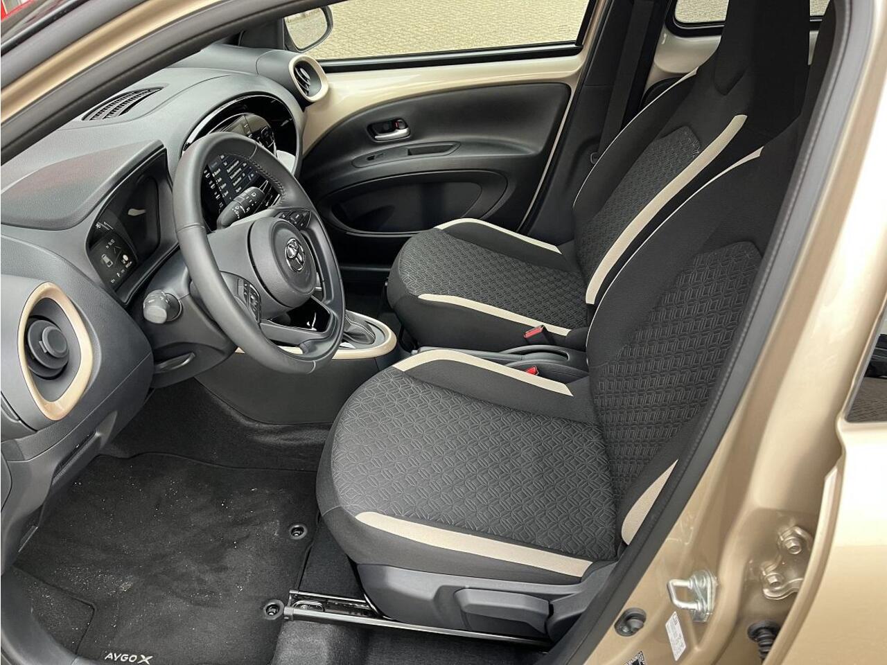 Toyota AYGO X 1.0 VVT-i S-CVT Pulse Edition |