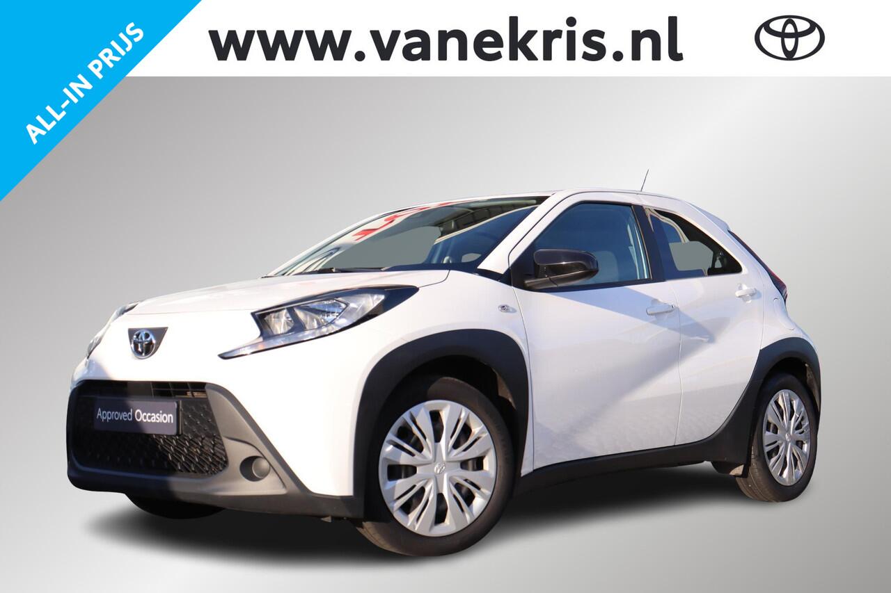 Toyota AYGO X 1.0 VVT-i MT Play, Apple carplay, Android auto , Parkeercamera, Adaptieve Cruise Control.