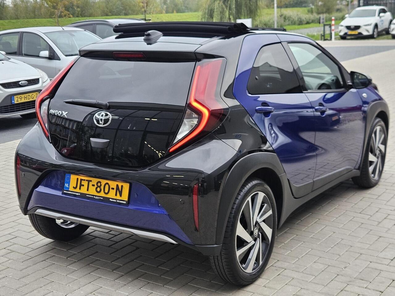Toyota AYGO X 1.0 VVT-i Envy Two-tone Cabrio Vouwdak ACTIE!