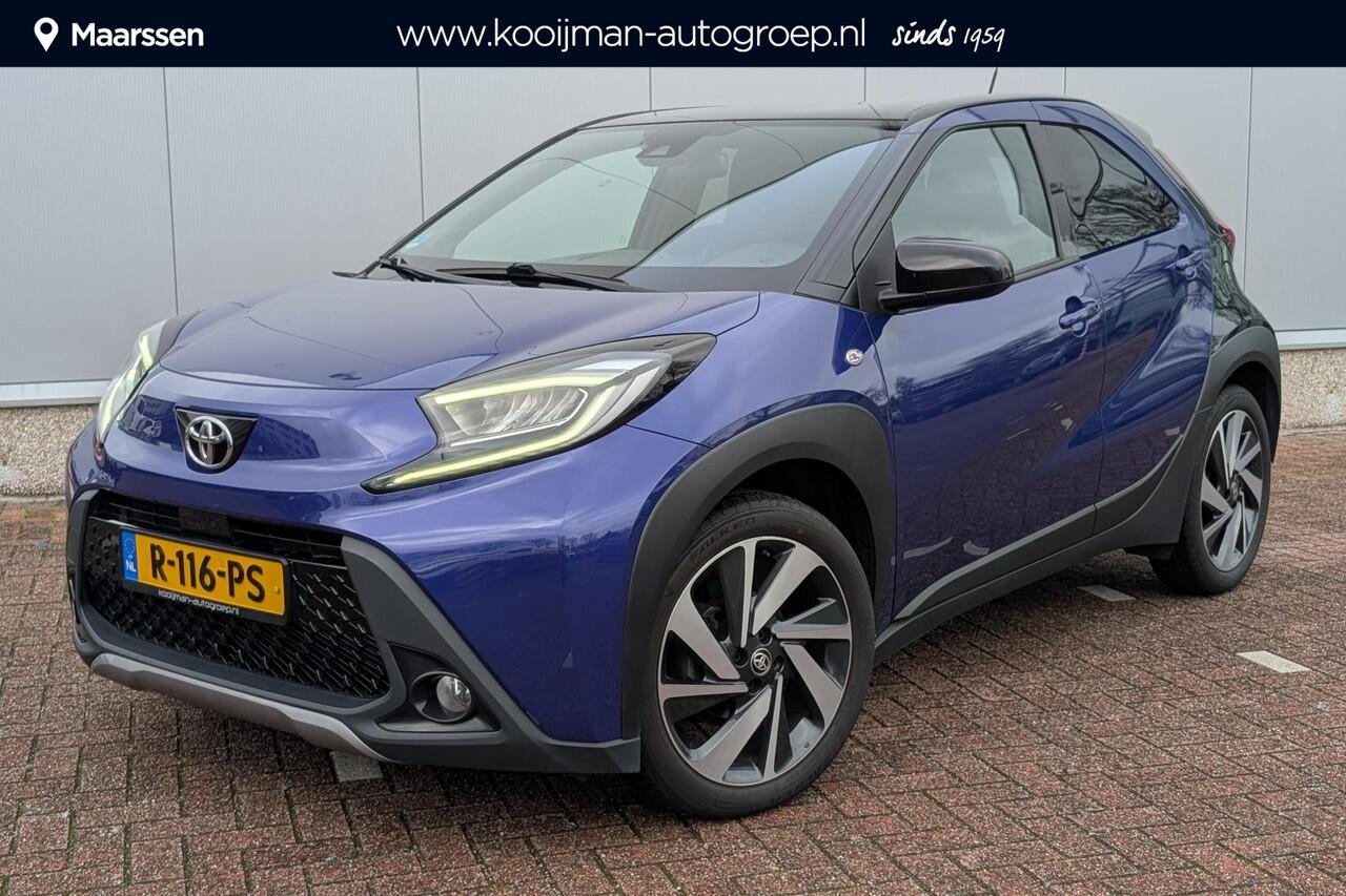 Toyota AYGO X 1.0 VVT-i MT Envy Fietsendragerbeugel, JBL premium audio, achteruitrij camera, draadloze telefoonlader, ACC, navigatie Apple CarPlay/Android Auto,