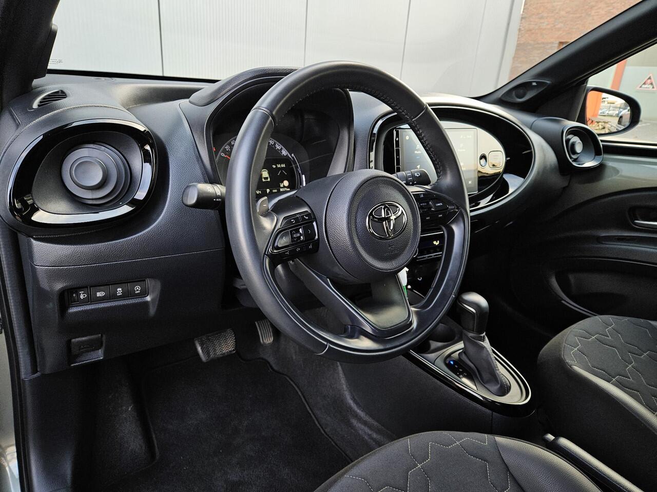 Toyota AYGO X 1.0 VVT-i S-CVT Envy Automaat | Org NL en 1e Eigenaar | 30.000 KM |