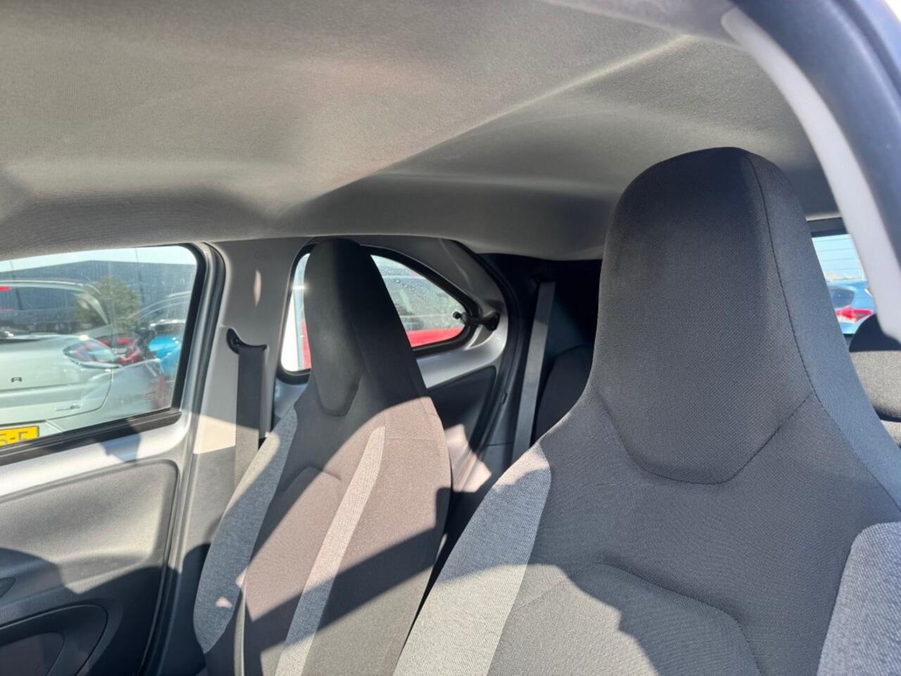 Toyota AYGO 1.0 VVT-I MT PLAY/ CAMERA/ALL IN PRIJS