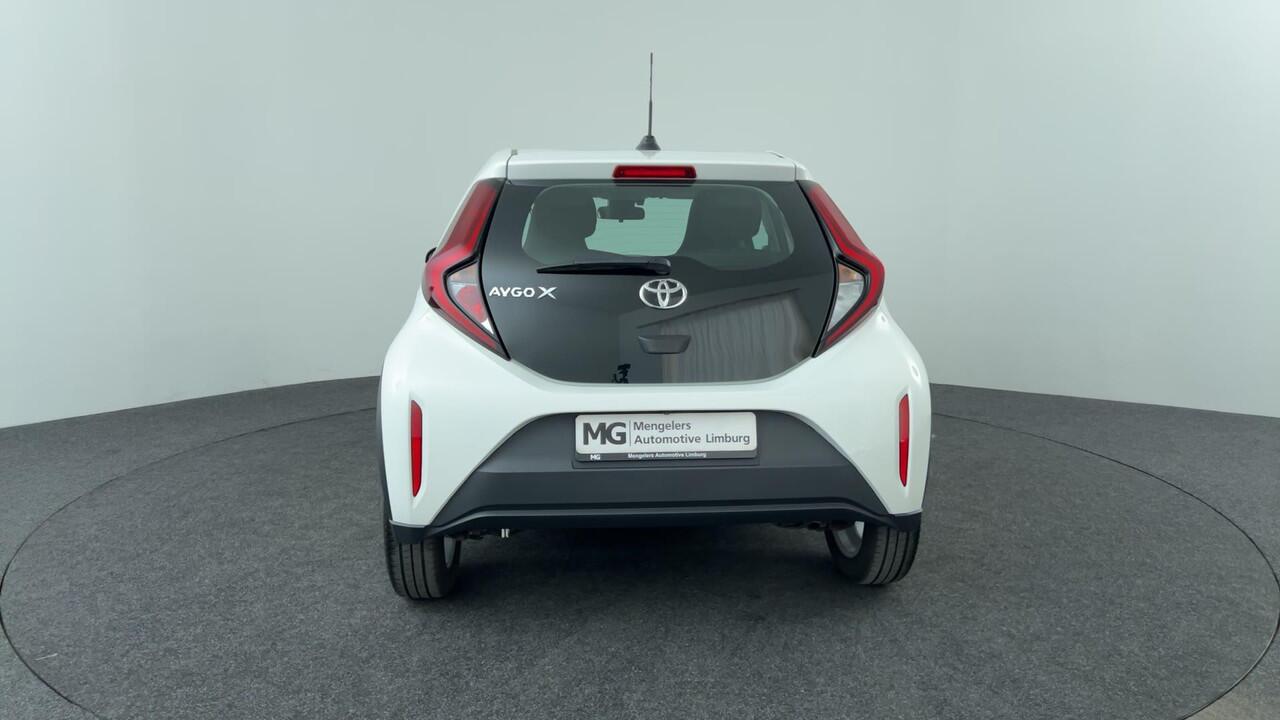 Toyota AYGO X 1.0 VVT-i MT Play | Stoelverwarming | Camera achter