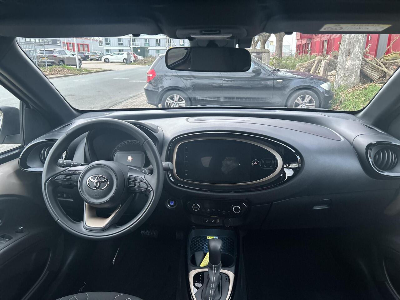 Toyota AYGO X 1.0 VVT-i S-CVT Premium