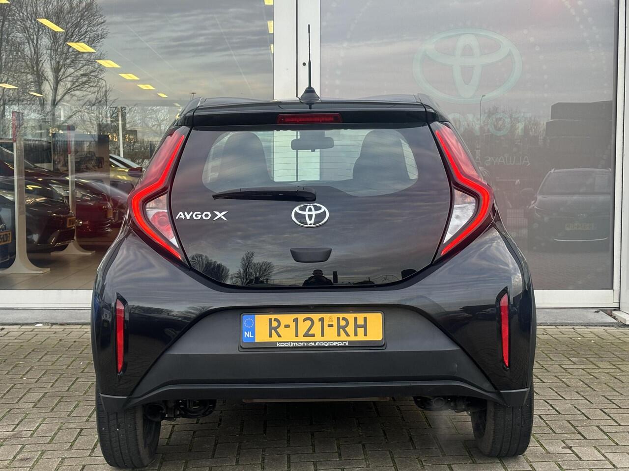 Toyota AYGO X 1.0 VVT-i MT Play Apple Carplay/Android Auto | Camera | Cruise Control | Toyota garantie tot 2032!