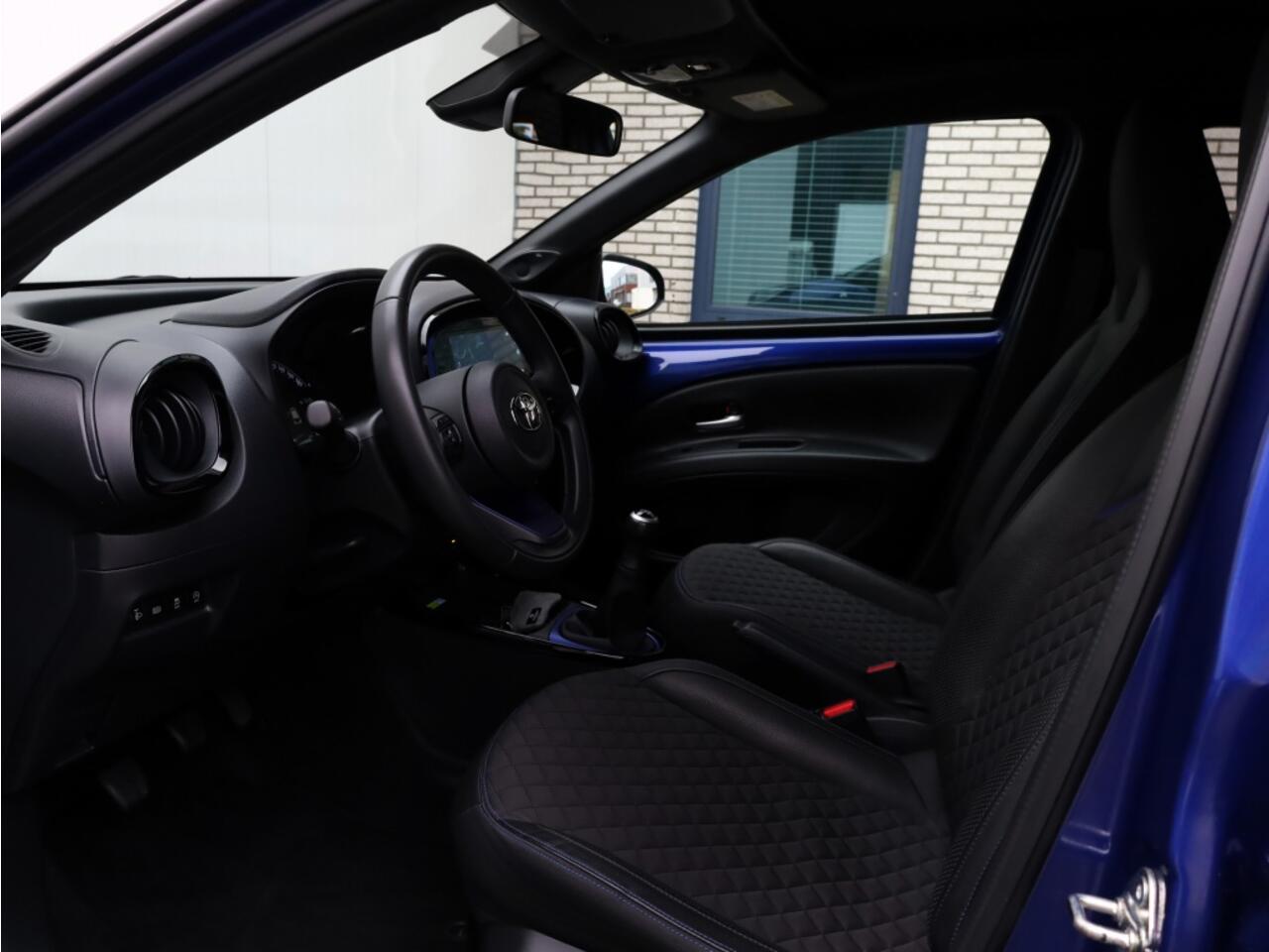 Toyota AYGO X 1.0 VVT-i MT Premium | Cabrio | JBL | Stoelverwarming