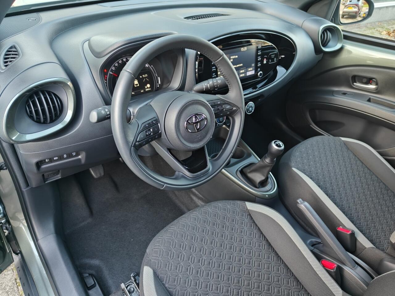 Toyota AYGO X 1.0 VVT-i MT Pulse