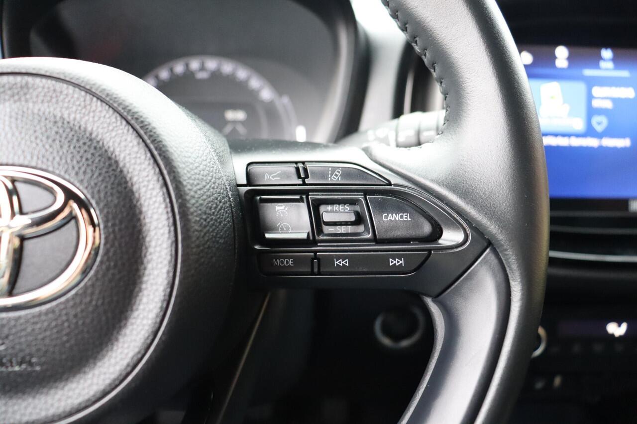 Toyota AYGO X 1.0 VVT-i Premium, Parkeersensoren, Stoelverwarming, JBL Audio, Apple Carplay/Android Auto!