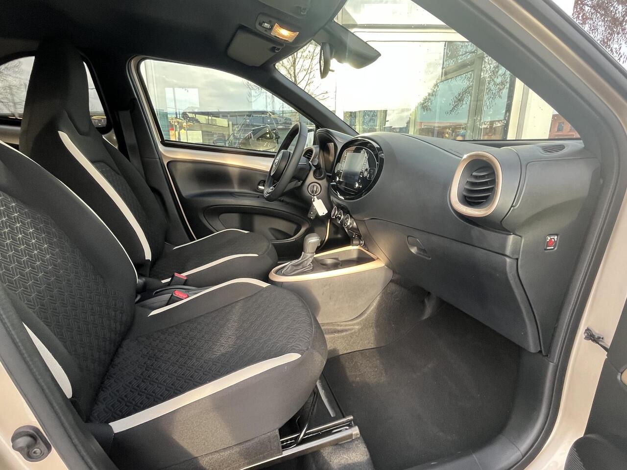 Toyota AYGO X 1.0 VVT-i S-CVT Pulse stoelverwarming