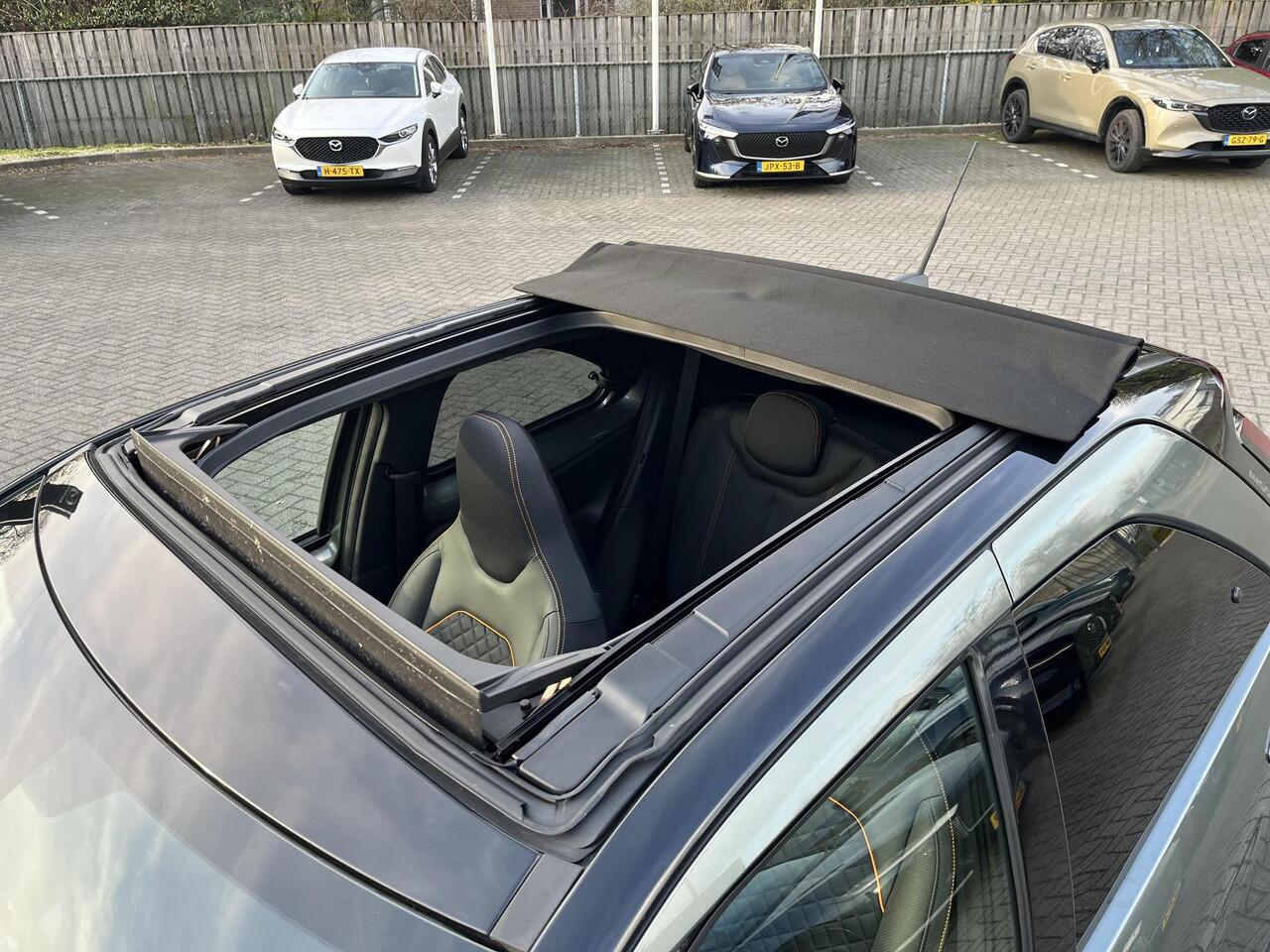 Toyota AYGO X 1.0 VVT-i MT Limited | Apple CarPlay/Android auto | Achteruitrijcamera | Cabriodak