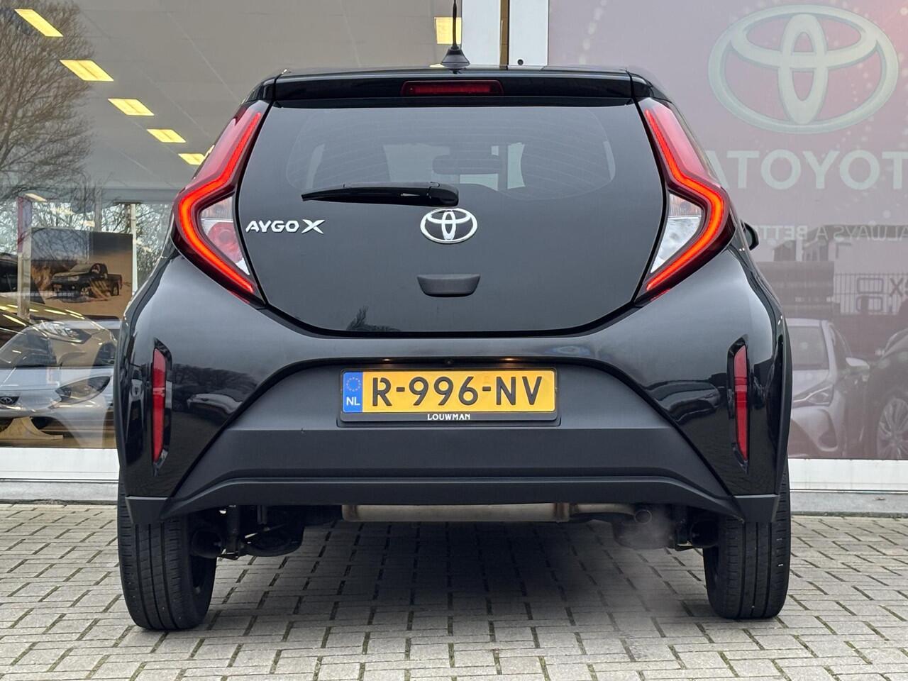 Toyota AYGO X 1.0 VVT-i MT Play | LM-Velgen | Privacy Glas | Apple Carplay/Android Auto | Garantie tot 10-2032 |