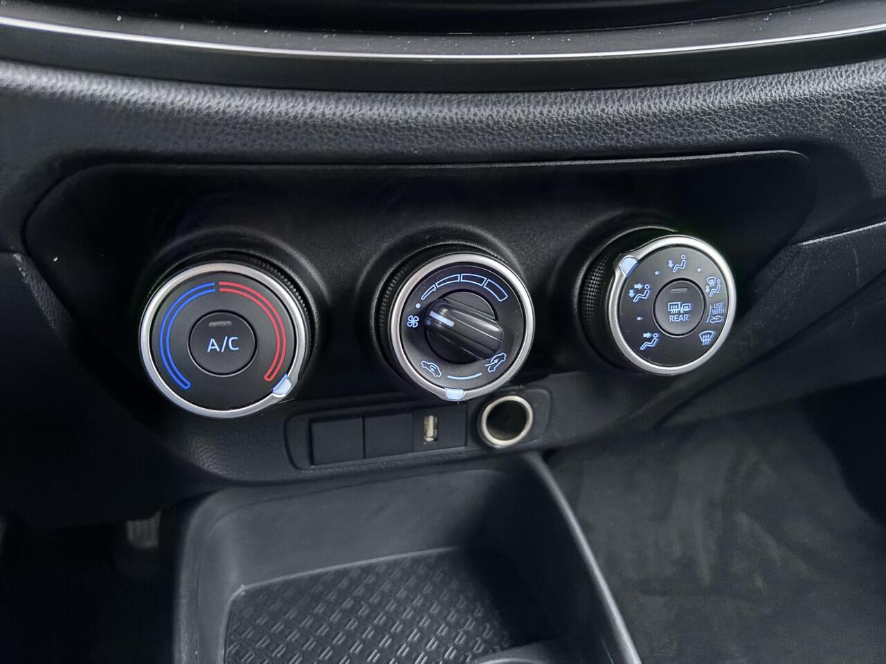 Toyota AYGO X 1.0 VVT-i MT Play | LM-Velgen | Privacy Glas | Apple Carplay/Android Auto | Garantie tot 10-2032 |