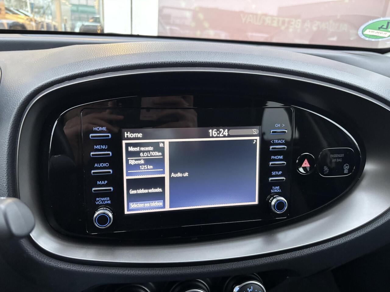 Toyota AYGO X 1.0 VVT-i MT Play | LM-Velgen | Privacy Glas | Apple Carplay/Android Auto | Garantie tot 10-2032 |