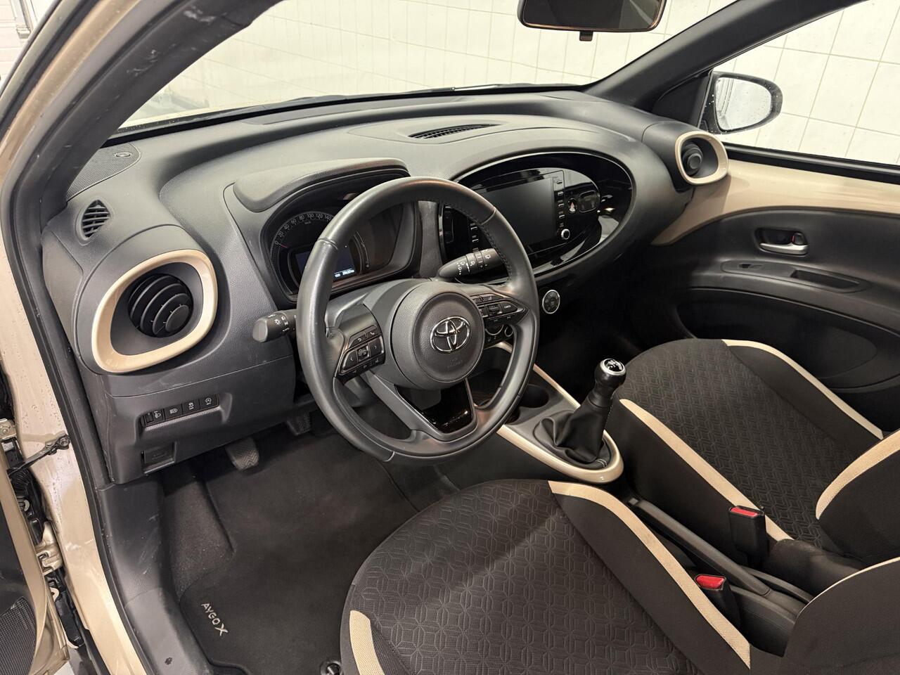 Toyota AYGO X 1.0 VVT-i MT Pulse Apple Carplay / Android Auto / Camera / Adaptive Cruise / Vol!