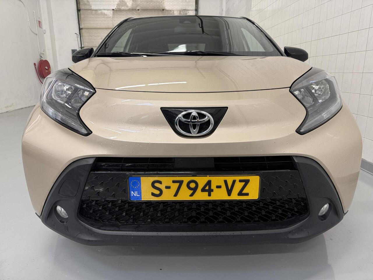 Toyota AYGO X 1.0 VVT-i MT Pulse Apple Carplay / Android Auto / Camera / Adaptive Cruise / Vol!