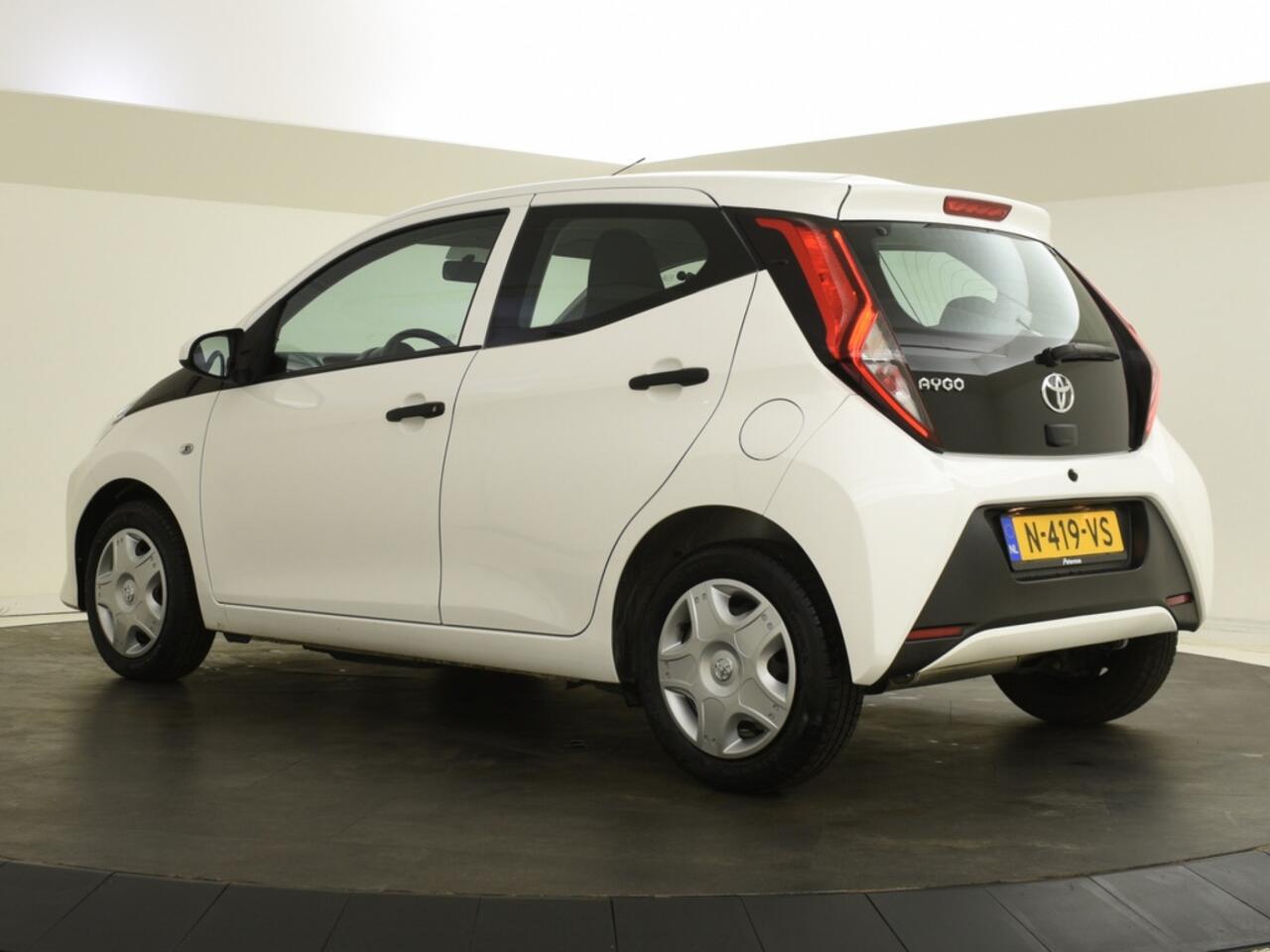 Toyota AYGO 1.0 VVT-i x-fun | Bluetooth | Airco