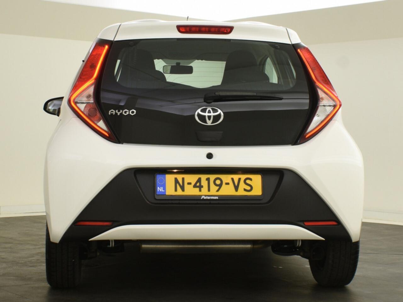 Toyota AYGO 1.0 VVT-i x-fun | Bluetooth | Airco