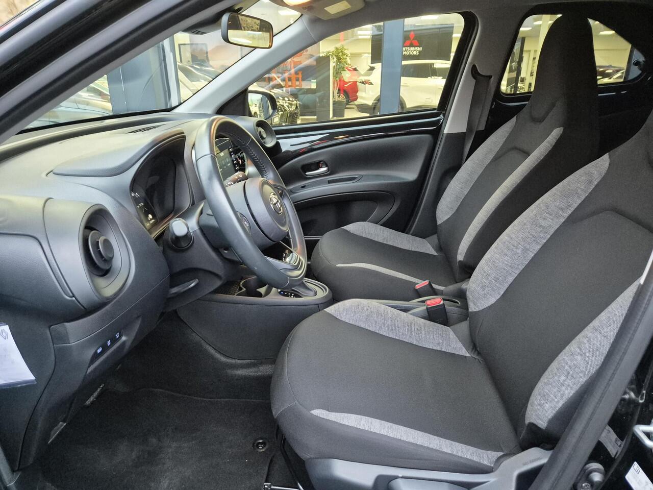 Toyota AYGO X 1.0 VVT-i S-CVT first | Automaat | AppleCarplay / AndroidAuto |