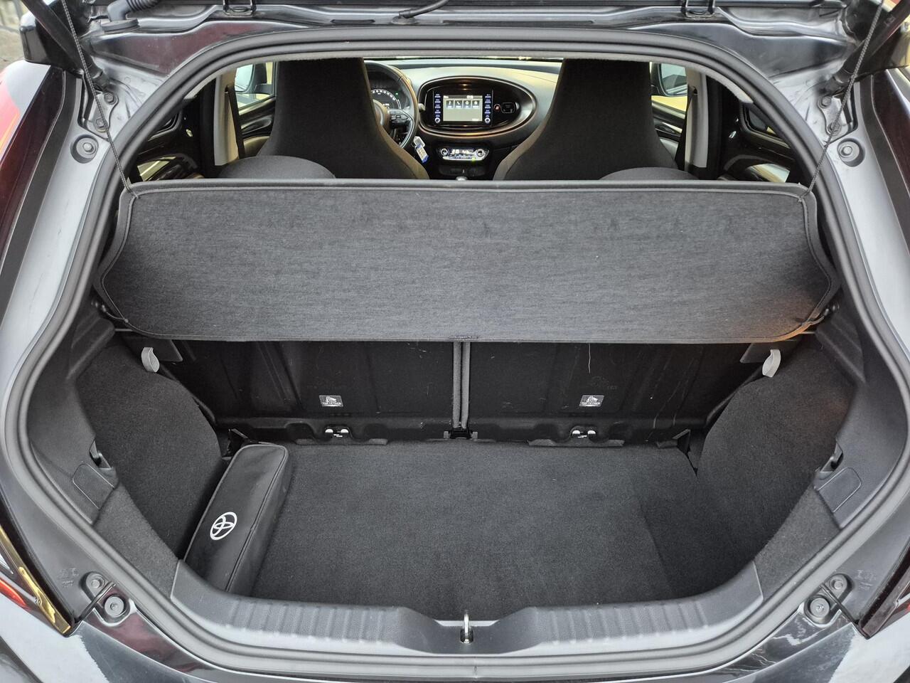 Toyota AYGO X 1.0 VVT-i S-CVT first | Automaat | AppleCarplay / AndroidAuto |