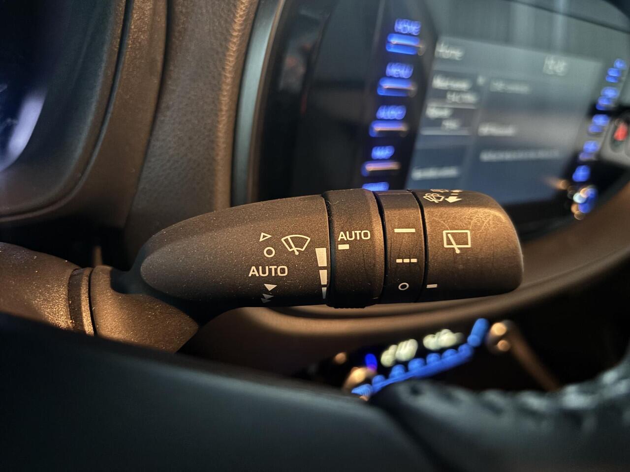 Toyota AYGO X 1.0 VVT-i S-CVT first