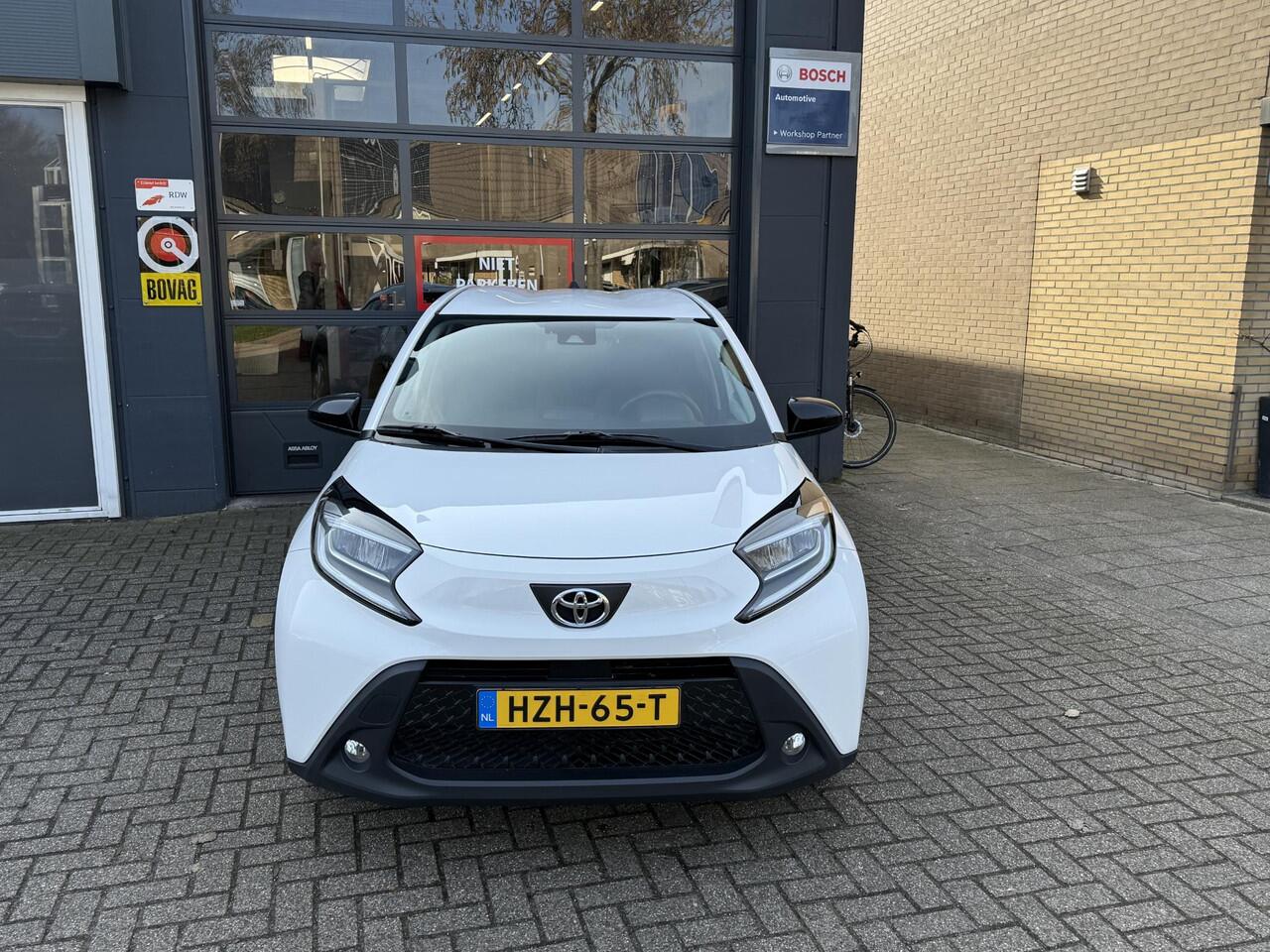 Toyota AYGO X 1.0 VVT-i MT Envy / Airco/ Apple carplay/ Cruise/ Camera/ LED/ Stoelverw/ LMV