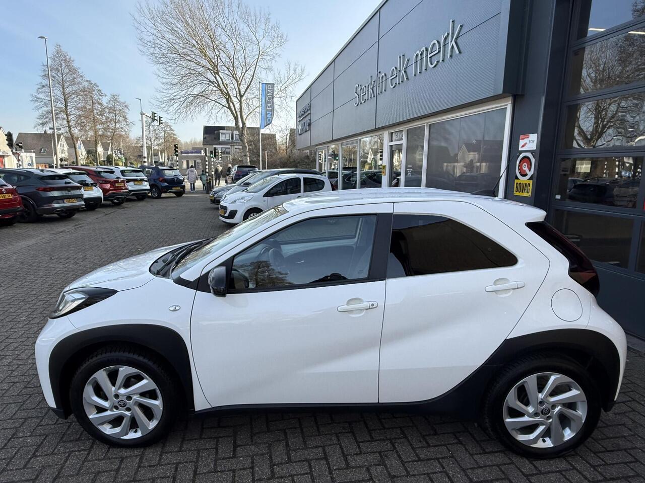 Toyota AYGO X 1.0 VVT-i MT Envy / Airco/ Apple carplay/ Cruise/ Camera/ LED/ Stoelverw/ LMV