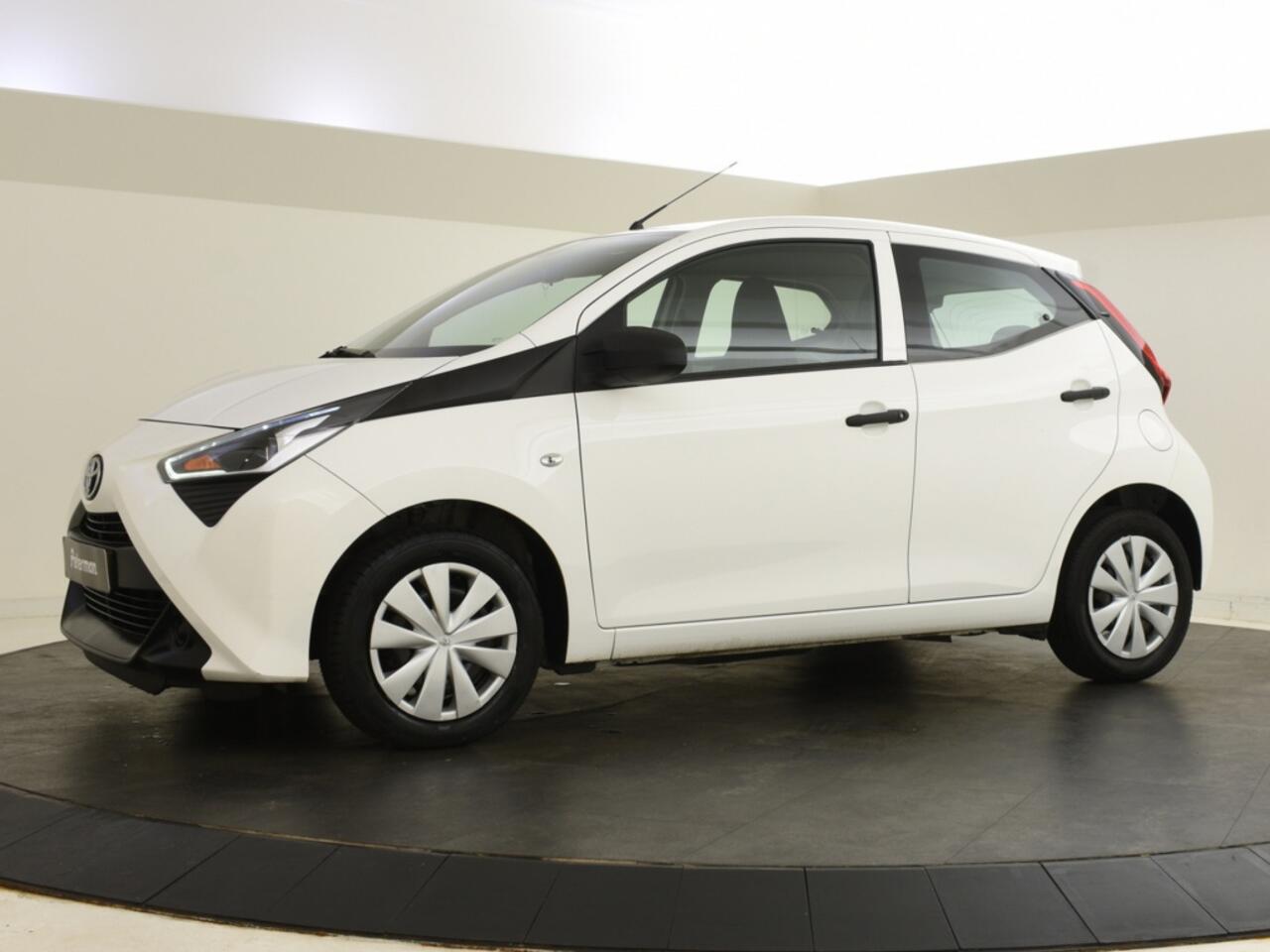 Toyota AYGO 1.0 VVT-i x-fun | Bluetooth | Airco