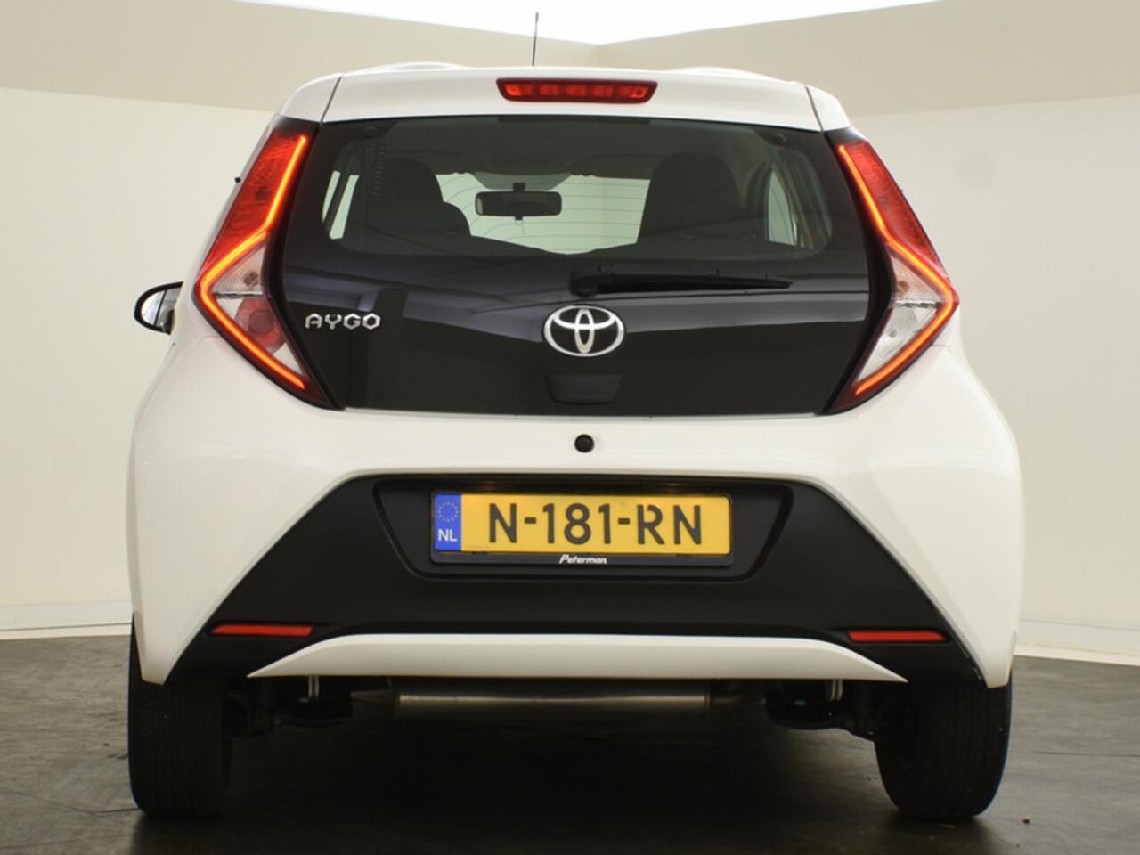 Toyota AYGO 1.0 VVT-i x-fun | Bluetooth | Airco