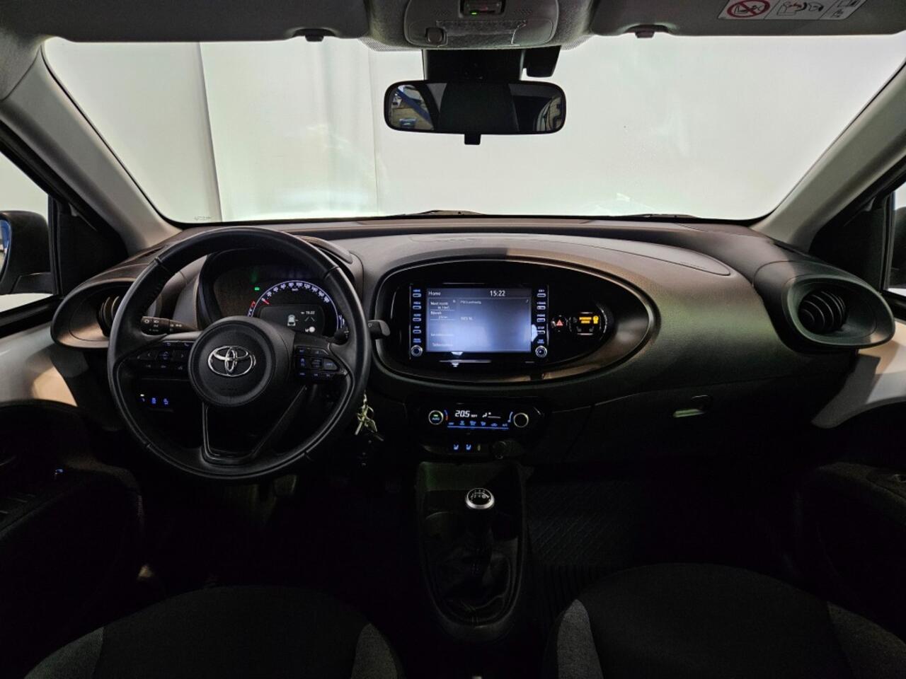 Toyota AYGO 1.0 VVT-i MT Play / Camera / CarPlay