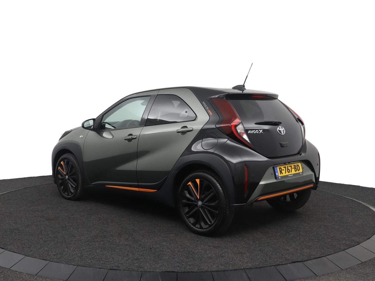 Toyota AYGO X 1.0 VVT-i S-CVT Limited | Automaat | Leder-stof bekleding | Stoelverwarming | Navigatie | JBL |