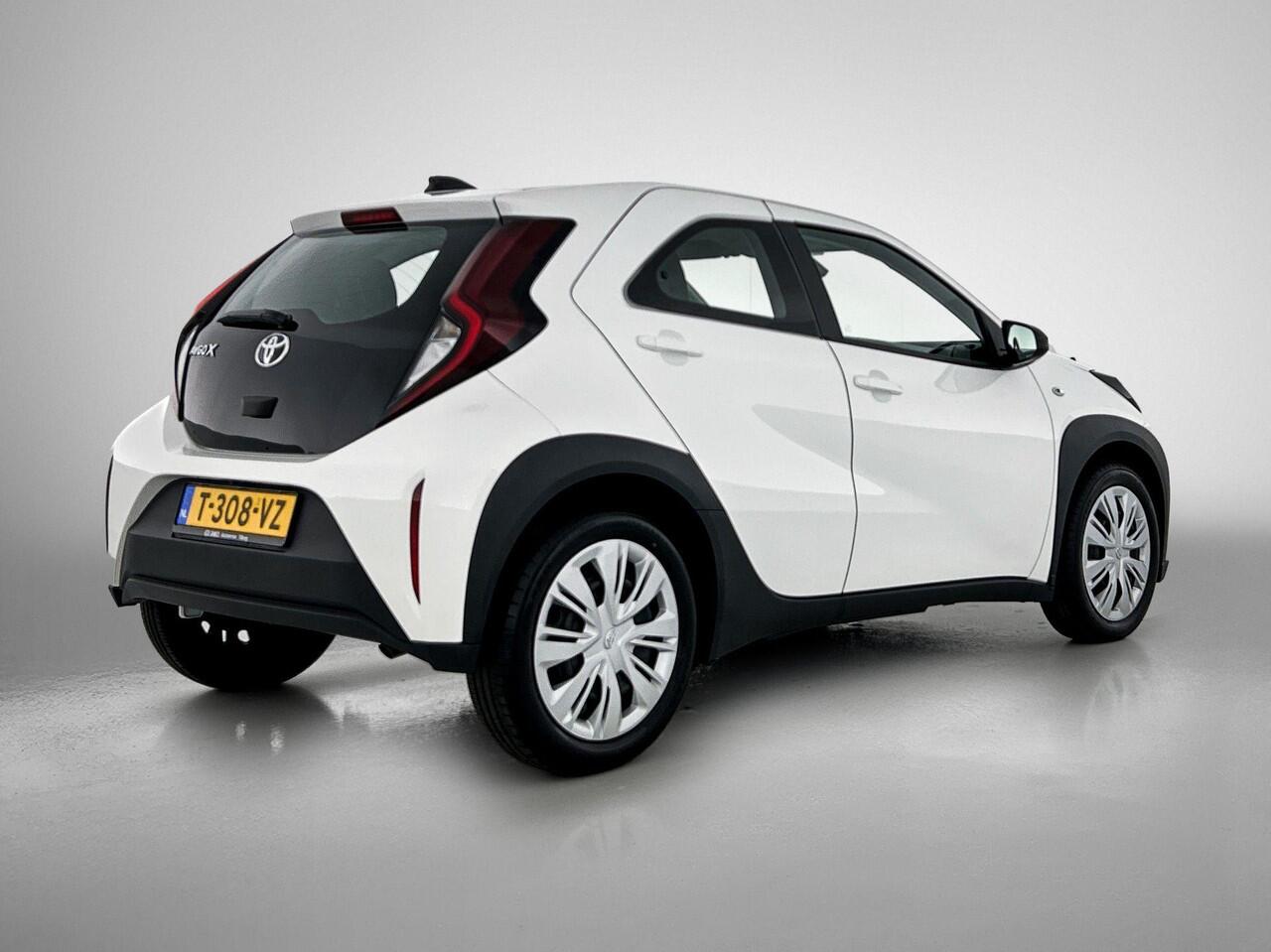 Toyota AYGO X 1.0 VVT-i MT Play | PRIVATE LEASE vanaf 337,- p.m. |