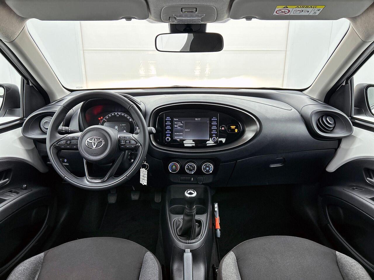 Toyota AYGO X 1.0 VVT-i MT Play | PRIVATE LEASE vanaf 337,- p.m. |
