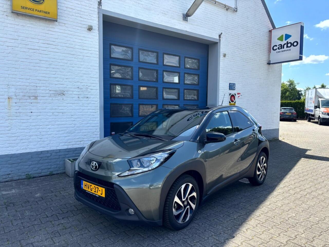 Toyota AYGO 1.0 VVT-I S-CVT PULS - Unieke 2-TONE
