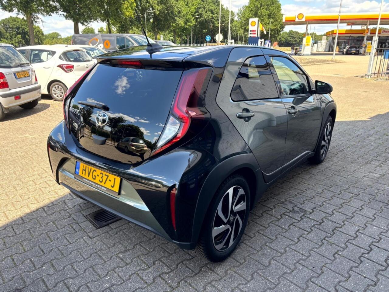 Toyota AYGO 1.0 VVT-I S-CVT PULS - Unieke 2-TONE