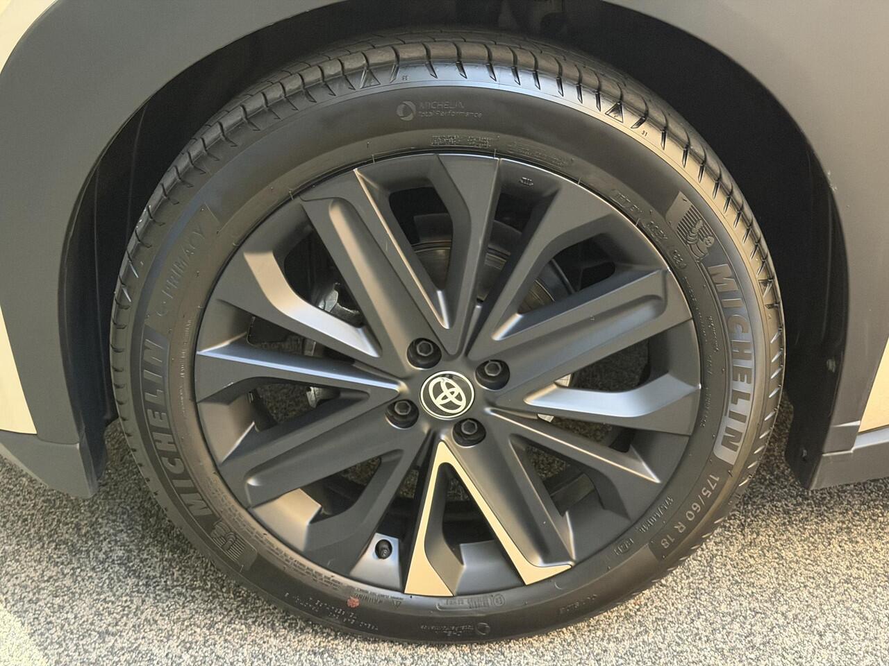 Toyota AYGO X 1.0 VVT-i S-CVT Premium automaat