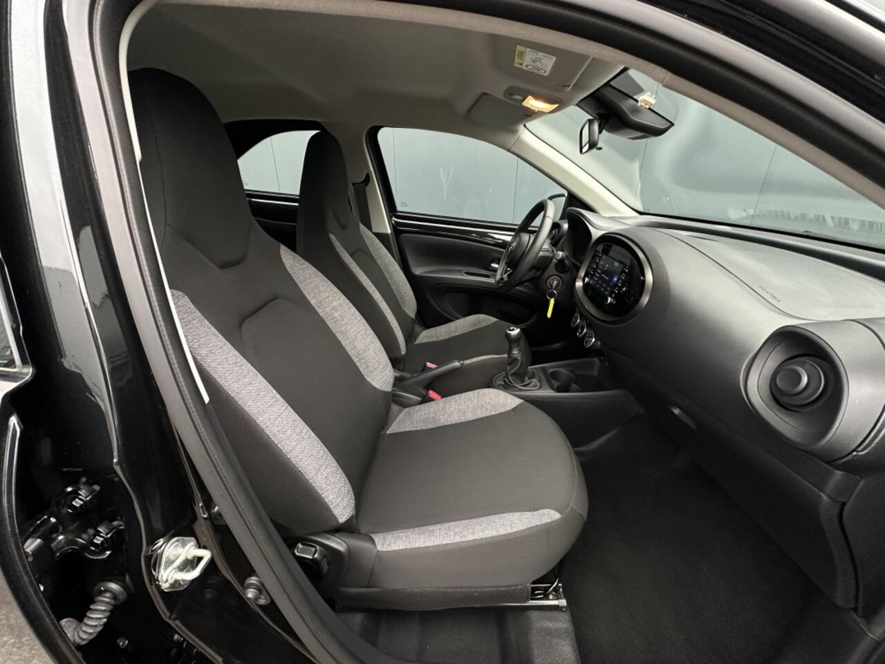 Toyota AYGO 1.0 VVT-i MT Play